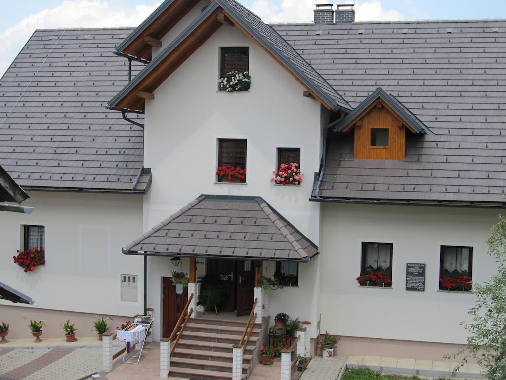 Vila Tourist Farm Ljubica Poljane nad Škofjo Loko Exteriér fotografie